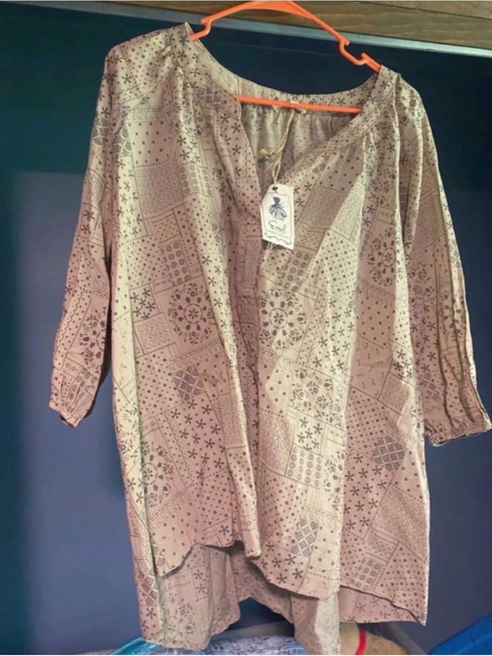 Women's Taupe Patchwork-Print Peasant Blouse